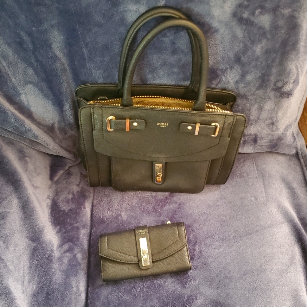 Guess Purse and Matching Wallett